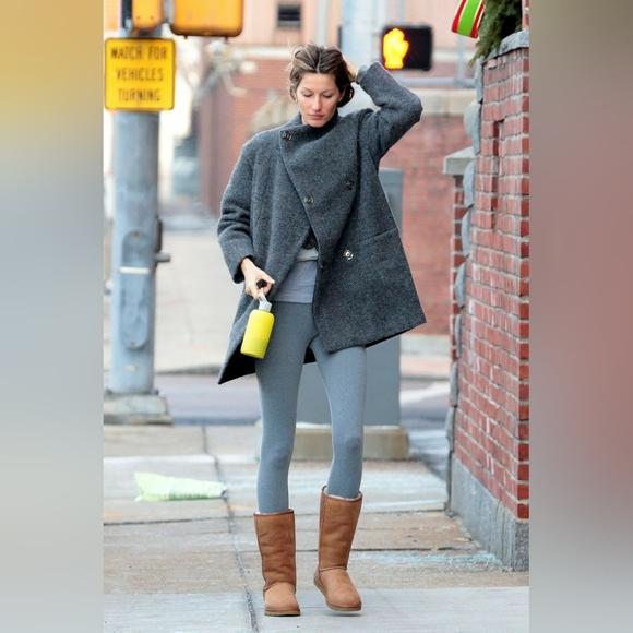 UGG | classic 🎁 - Picture 7 of 8